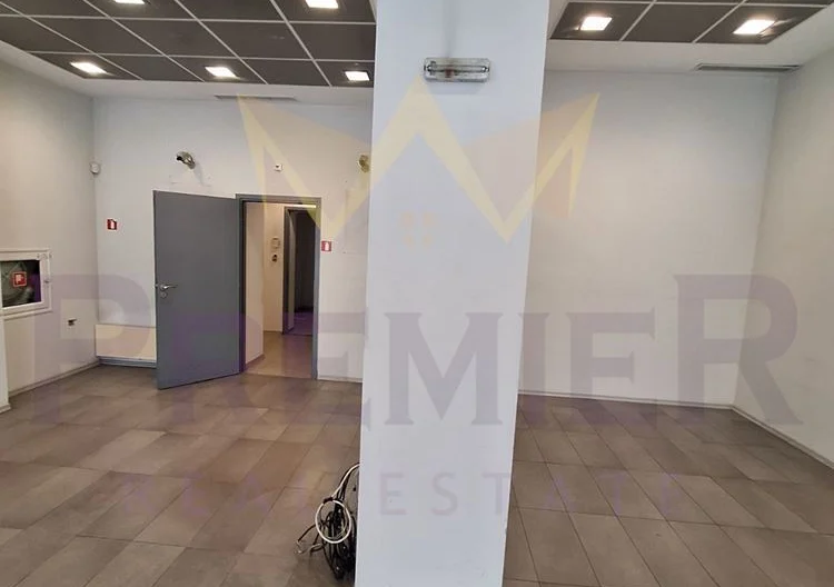 🔥 ТОП ЛОКАЦИЯ! ИМОТ С ЛИЦЕ КЪМ ОЖИВЕН БУЛЕВАРД В ЦЕНТЪРА НА БУРГАС 🔥 -  - снимка 4 - Имоти Премиер