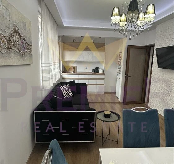 Топ локация! Обзаведен 4-стаен апартамент на минути от БСУ -  - снимка 4 - Имоти Премиер