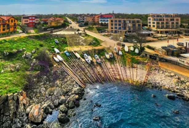 Агенция за недвижими имоти - Имоти Премиер - имот - 916394, Цена: 328625 EUR