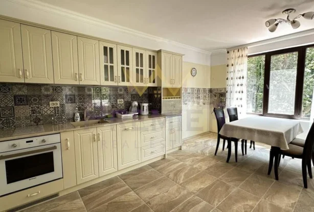 Агенция за недвижими имоти - Имоти Премиер - имот - 1189597, Цена: 150000 EUR