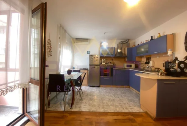 Агентство недвижимости - Имоти Премиер - имот - 1249000, Цена: 650 EUR