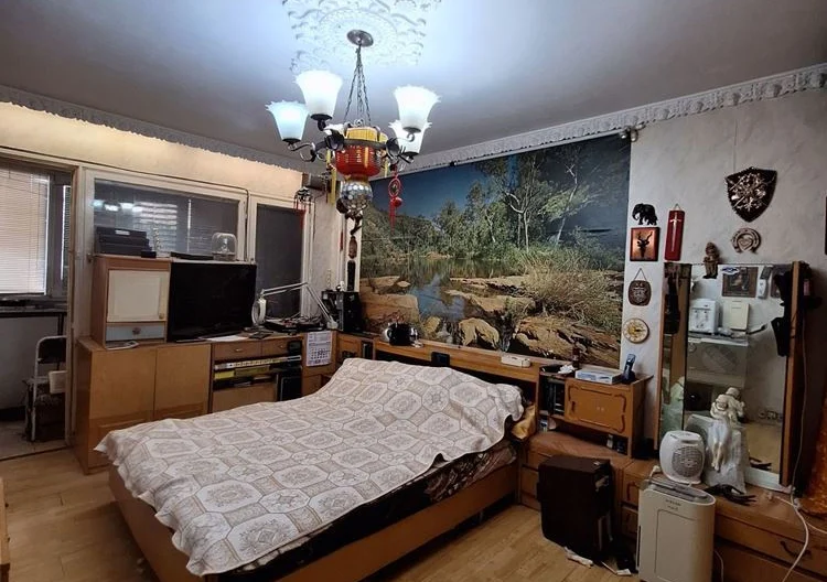 Трёхкомнатная квартира, Стрелбище - - снимка 3 - Имоти Премиер