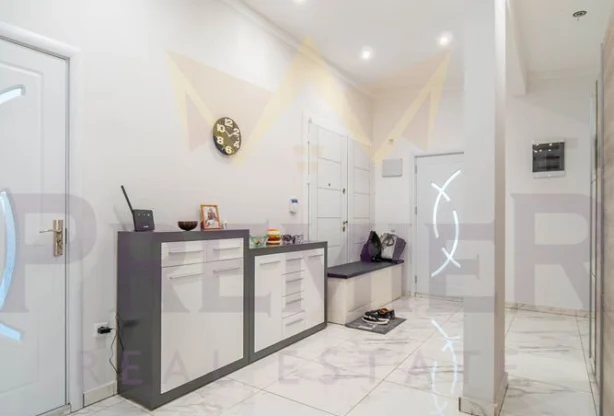 Агенция за недвижими имоти - Имоти Премиер - имот - 1242248, Цена: 1200000 EUR