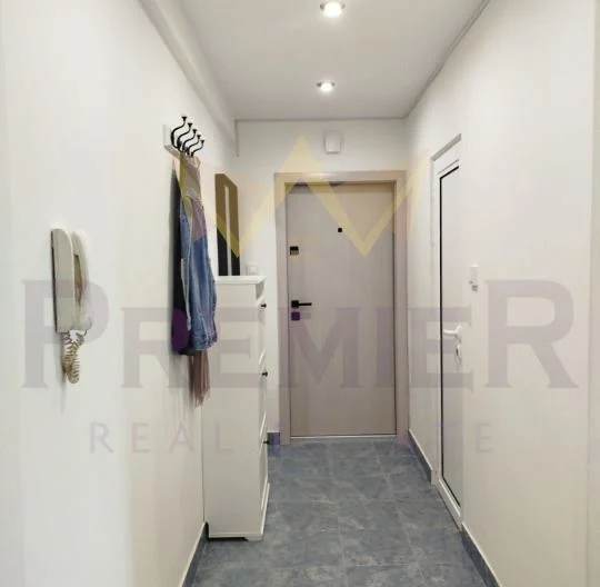 Три Отделни Стаи  кв.Левски гр. Варна -  - снимка 11 - Имоти Премиер