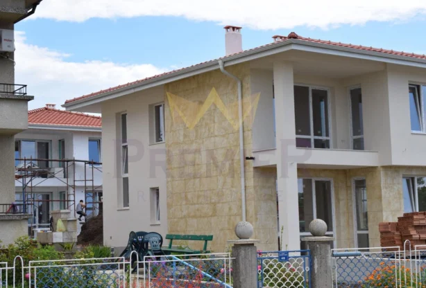 Агенция за недвижими имоти - Имоти Премиер - имот - 1093913, Цена: 199900 EUR