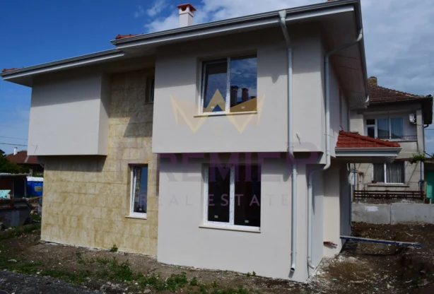 Агенция за недвижими имоти - Имоти Премиер - имот - 1093913, Цена: 199900 EUR