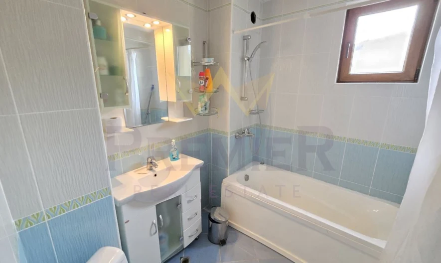 Триетажна къща -  - снимка 12 - Имоти Премиер