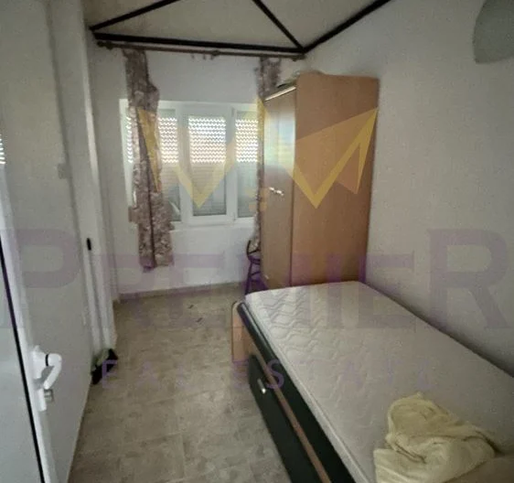 Триетажна къща (170 кв.м.) с двор (750кв.м.) с частична морска панорама на една от близките вилни зони в гр. Балчик, обл. До -  - снимка 13 - Имоти Премиер