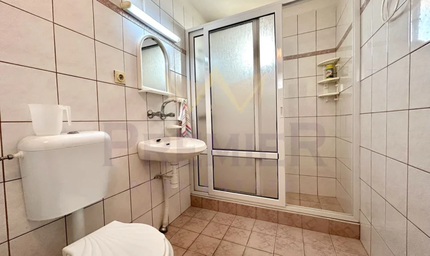 Триетажна къща Балчик -  - снимка 12 - Имоти Премиер