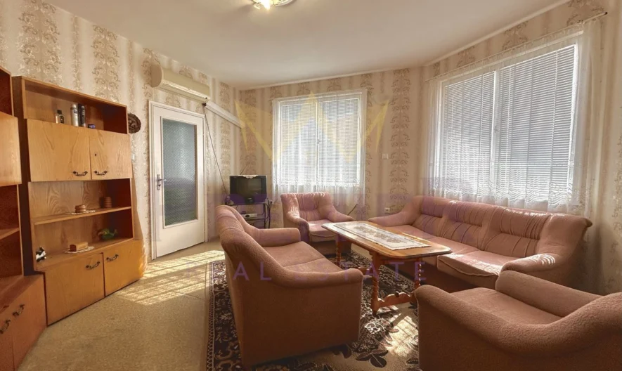 Триетажна къща Балчик -  - снимка 4 - Имоти Премиер