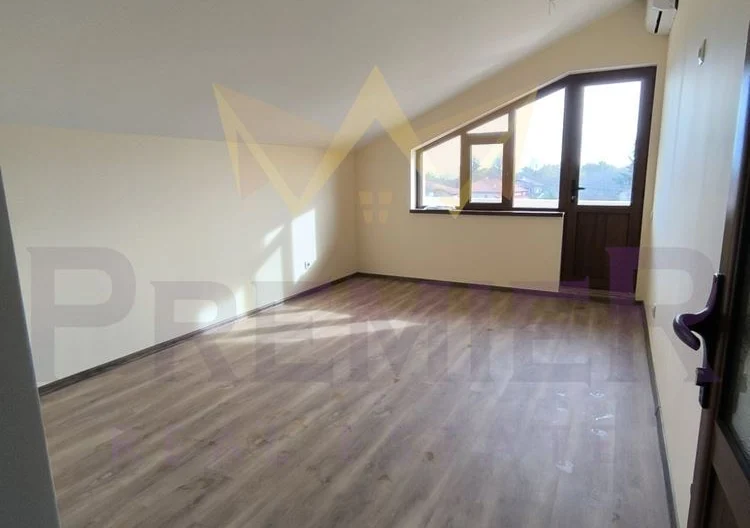 Триетажна къща м-т Ален Мак -  - снимка 10 - Имоти Премиер