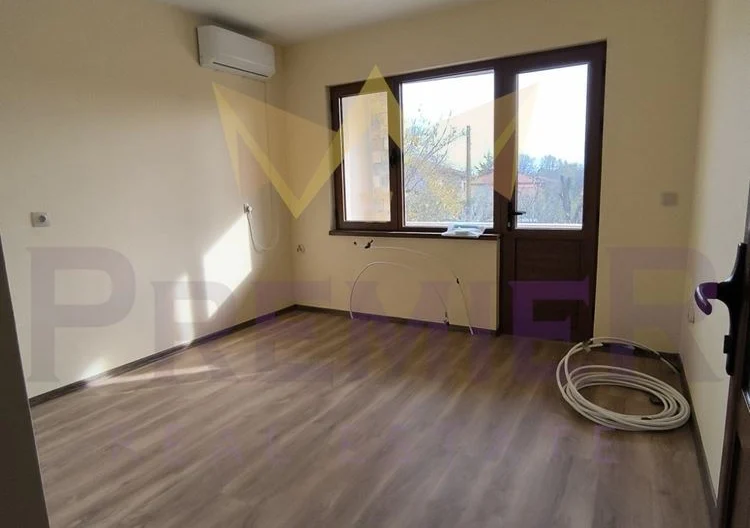 Триетажна къща м-т Ален Мак -  - снимка 4 - Имоти Премиер