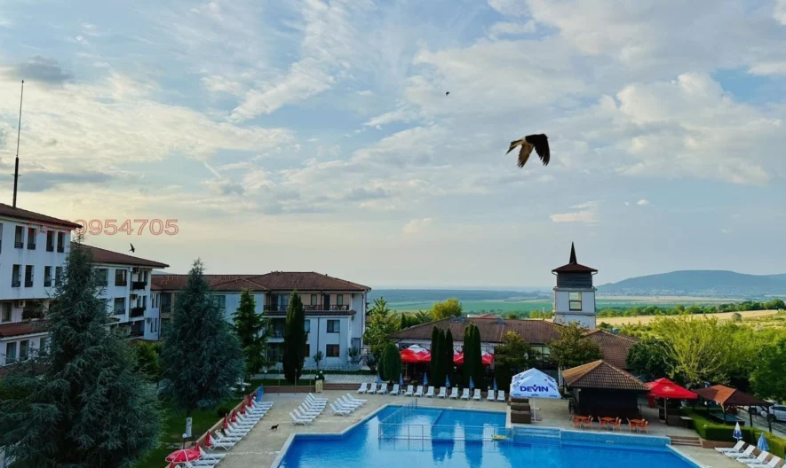 Триетажна къща с двор в затворен комплекс  Harmony Hills -  - снимка 13 - Имоти Премиер