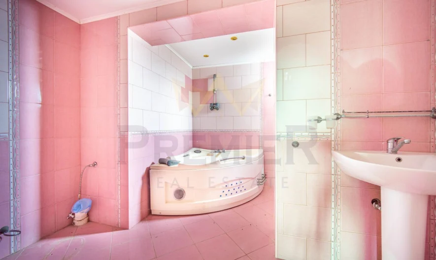 Триетажна къща с голям двор и стархотна морска панорама в с. Тюленово -  - снимка 14 - Имоти Премиер