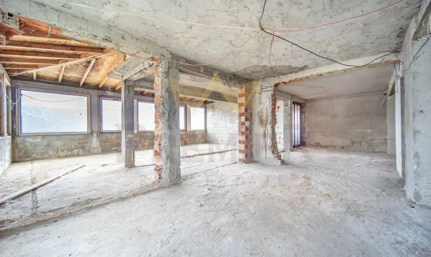 Триетажна къща с голям двор и стархотна морска панорама в с. Тюленово -  - снимка 20 - Имоти Премиер