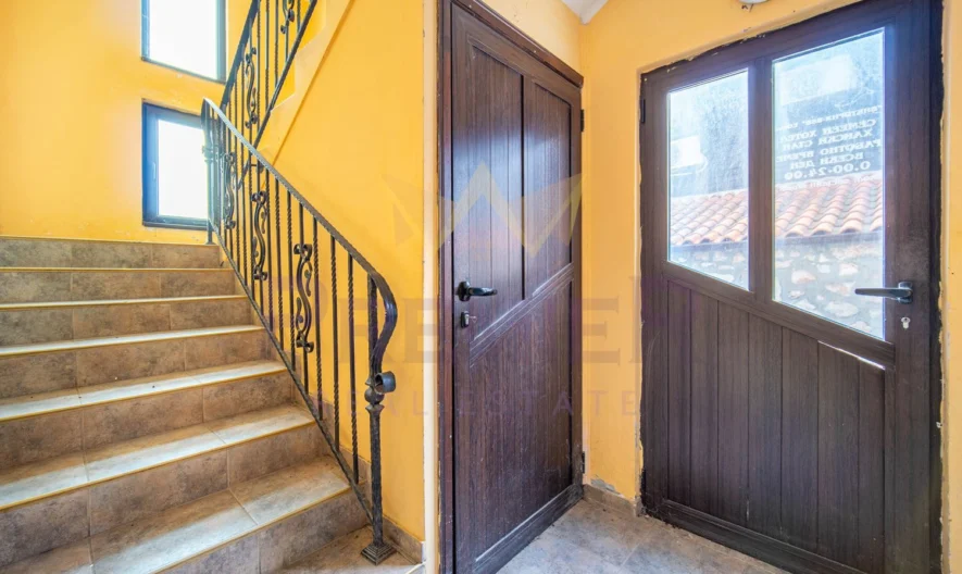 Триетажна къща с голям двор и стархотна морска панорама в с. Тюленово -  - снимка 9 - Имоти Премиер