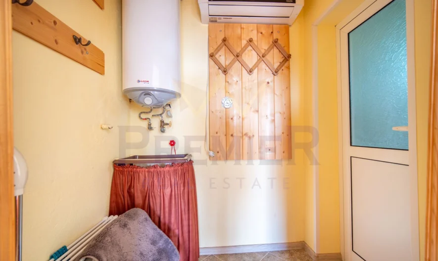 Триетажна къща с морска гледка в град Балчик . -  - снимка 10 - Имоти Премиер