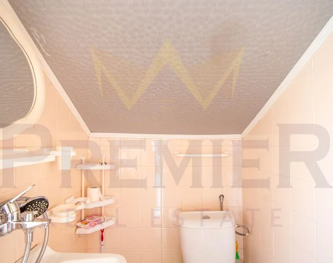 Триетажна къща с морска гледка в град Балчик . - - снимка 12 - Имоти Премиер