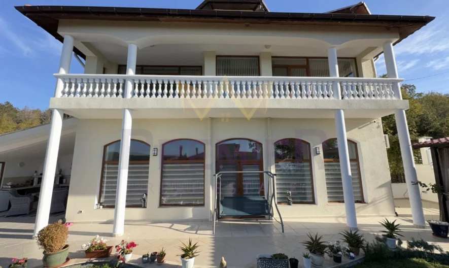 Триетажна къща с морска панорама -  - снимка 16 - Имоти Премиер