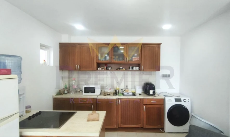 Триетажна къща с Морска Панорама ! -  - снимка 4 - Имоти Премиер