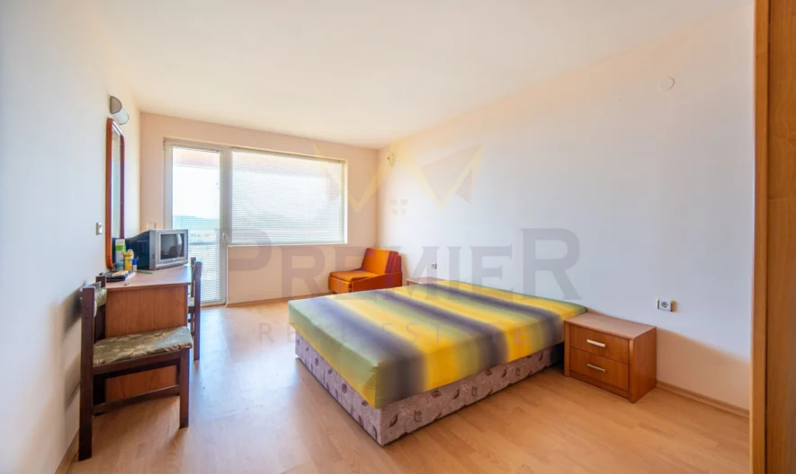 Триетажна къща с морска панорама в село Рогачево - - снимка 10 - Имоти Премиер