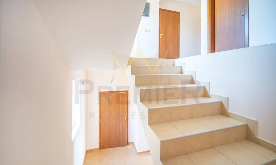 Триетажна къща с морска панорама в село Рогачево - - снимка 16 - Имоти Премиер