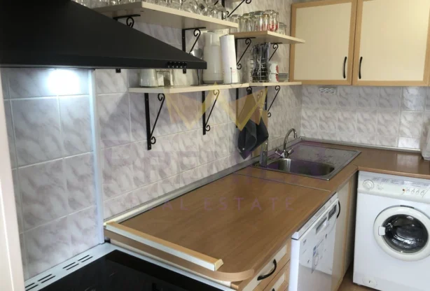 Агенция за недвижими имоти - Имоти Премиер - имот - 877389, Цена: 1278.23 EUR