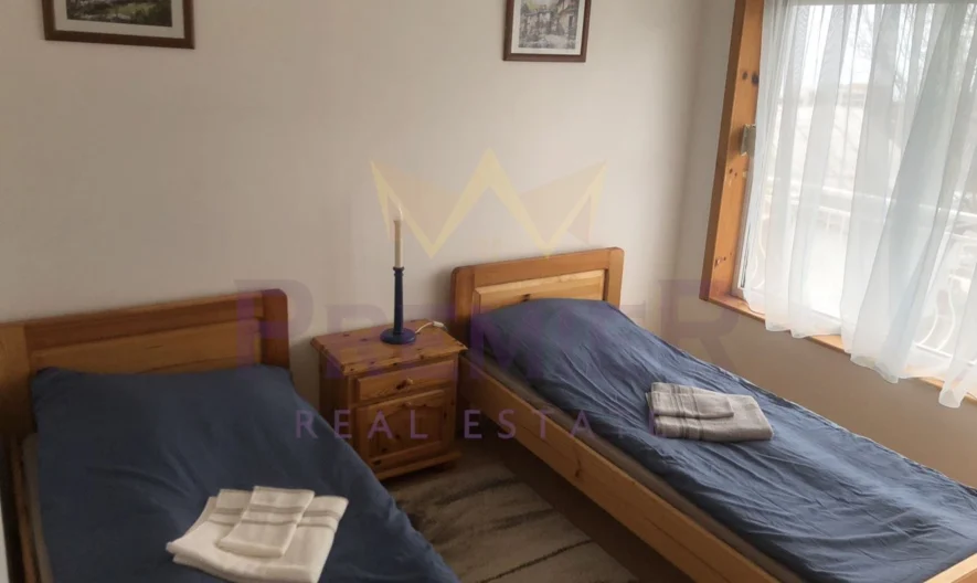 ТРИЕТАЖНА КЪЩА С ПЕТ СПАЛНИ - - снимка 4 - Имоти Премиер