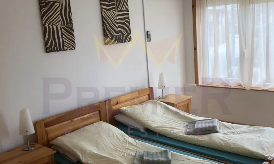 ТРИЕТАЖНА КЪЩА С ПЕТ СПАЛНИ -  - снимка 4 - Имоти Премиер