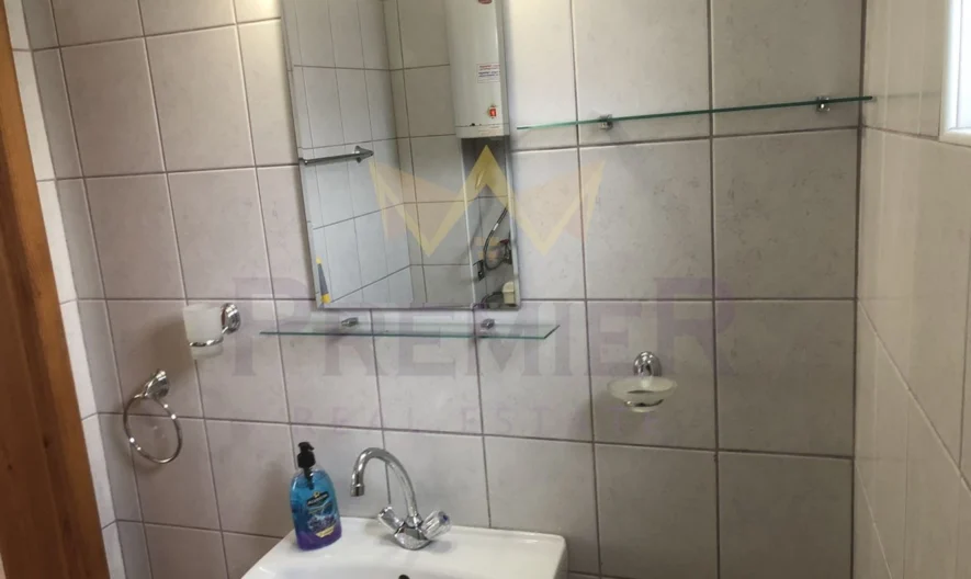 ТРИЕТАЖНА КЪЩА С ПЕТ СПАЛНИ -  - снимка 6 - Имоти Премиер