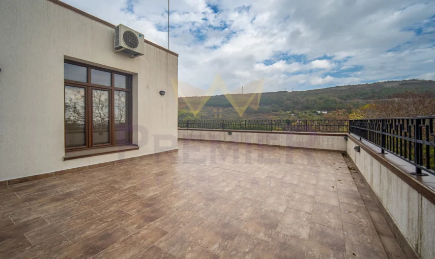 Триетажна къща в Балчик -  - снимка 17 - Имоти Премиер