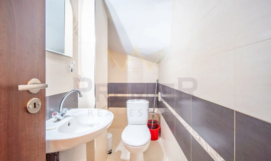 Триетажна къща в Балчик -  - снимка 23 - Имоти Премиер