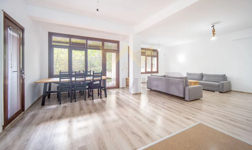 Триетажна къща в Балчик -  - снимка 3 - Имоти Премиер