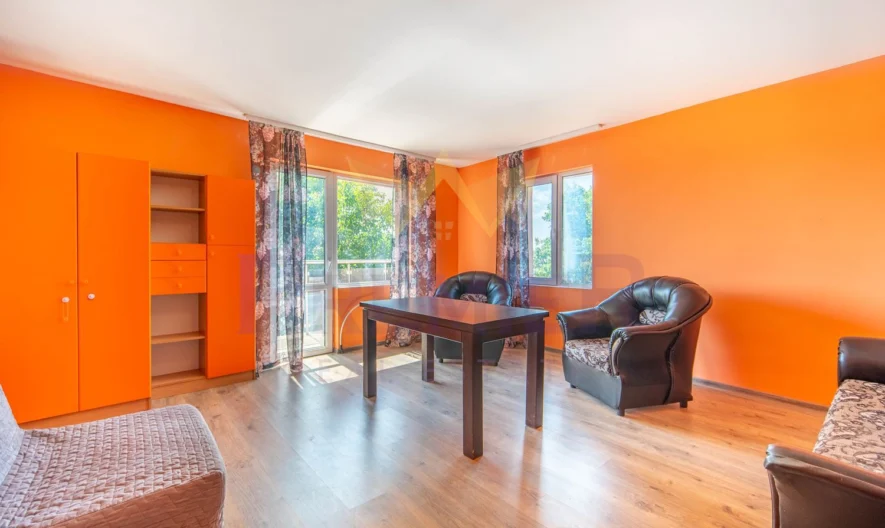 Триетажна къща в гр. Бяла - - снимка 22 - Имоти Премиер