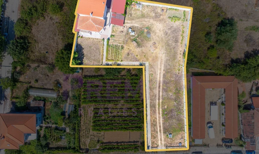 Триетажна къща в гр. Бяла - - снимка 48 - Имоти Премиер