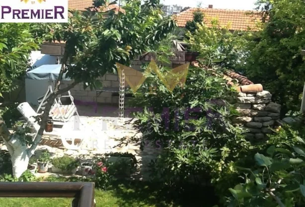 Агенция за недвижими имоти - Имоти Премиер - имот - 1045901, Цена: 190000 EUR