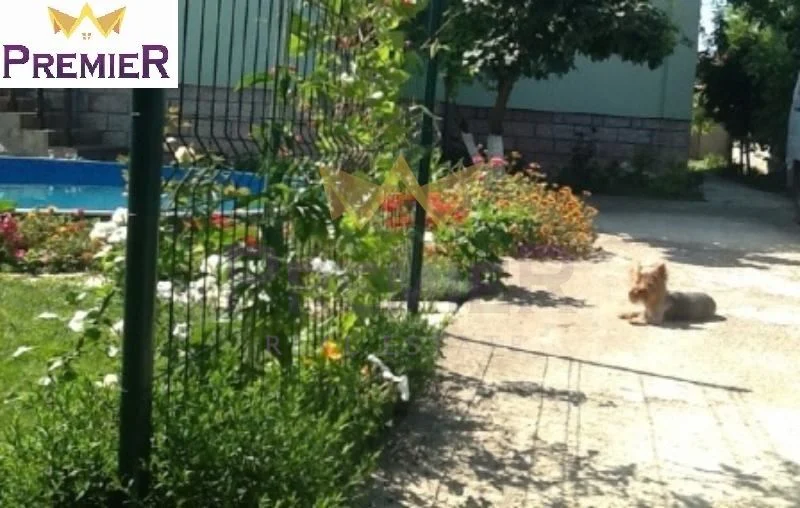 Триетажна къща в гр. Каварна -  - снимка 4 - Имоти Премиер