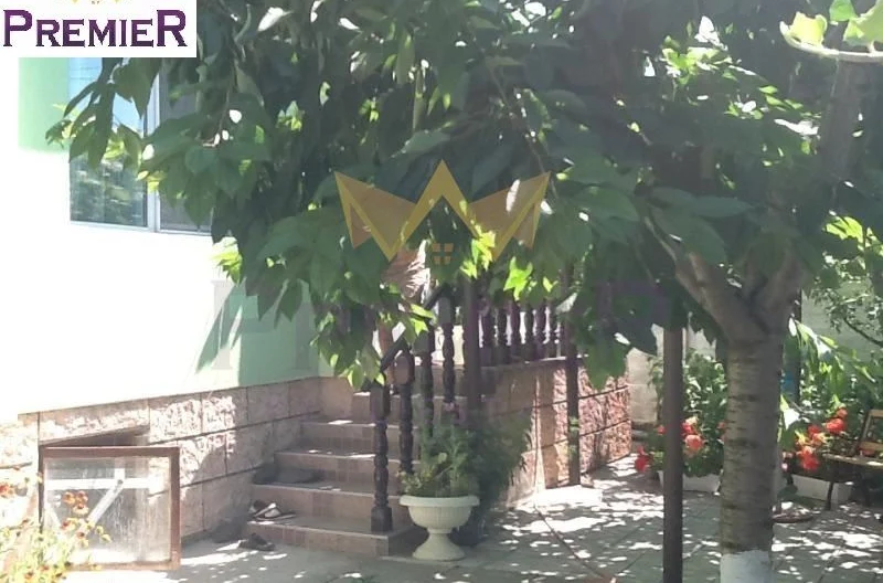 Триетажна къща в гр. Каварна - - снимка 9 - Имоти Премиер