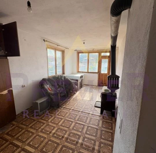 Агенция за недвижими имоти - Имоти Премиер - имот - 1164329, Цена: 103000 EUR