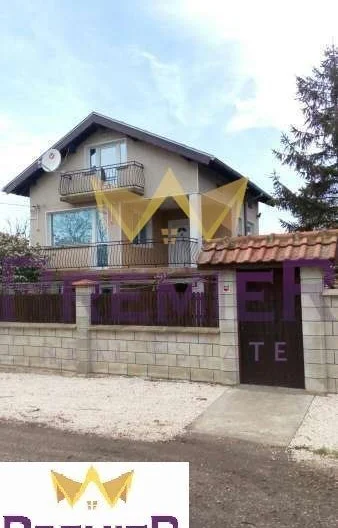 Триетажна къща в гр.Каварна - - снимка 1 - Имоти Премиер