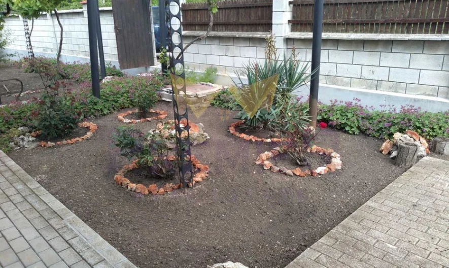 Триетажна къща в гр.Каварна - - снимка 15 - Имоти Премиер