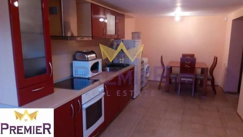 Триетажна къща в гр.Каварна - - снимка 5 - Имоти Премиер