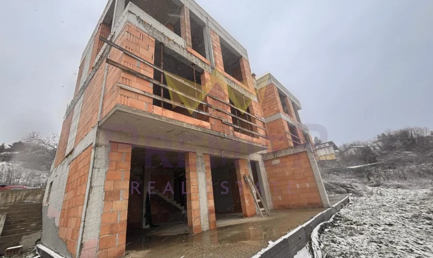 Триетажна къща в кк Чайка, гр. Варна -  - снимка 1 - Имоти Премиер