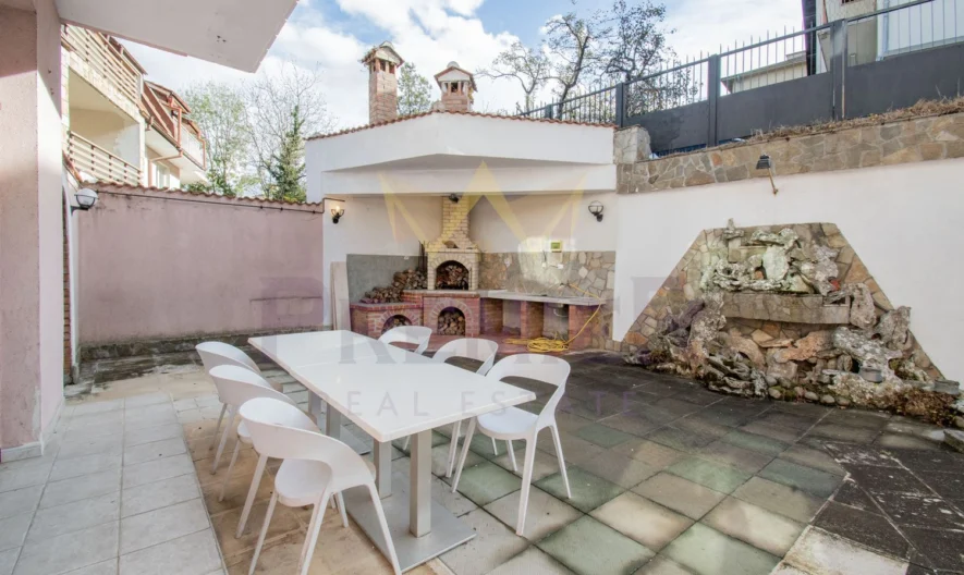 Триетажна къща в квартал Бояна -  - снимка 13 - Имоти Премиер