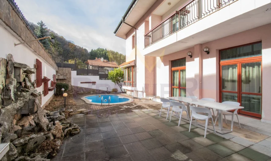 Триетажна къща в квартал Бояна -  - снимка 14 - Имоти Премиер