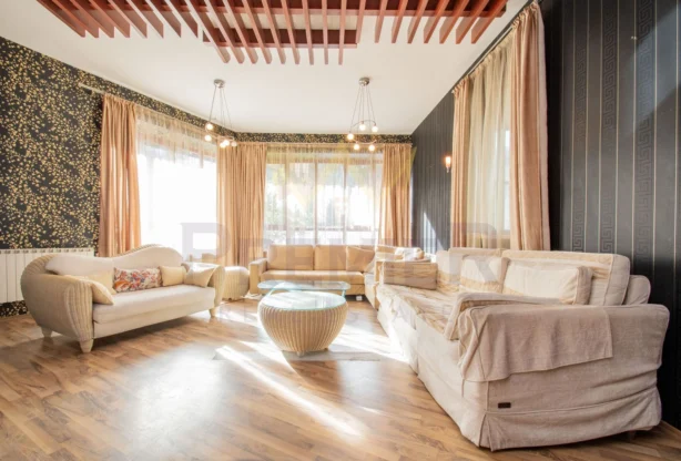 Агенция за недвижими имоти - Имоти Премиер - имот - 1034632, Цена: 1199000 EUR