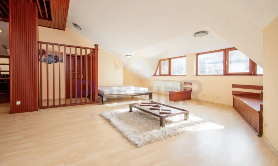 Триетажна къща в квартал Бояна -  - снимка 20 - Имоти Премиер