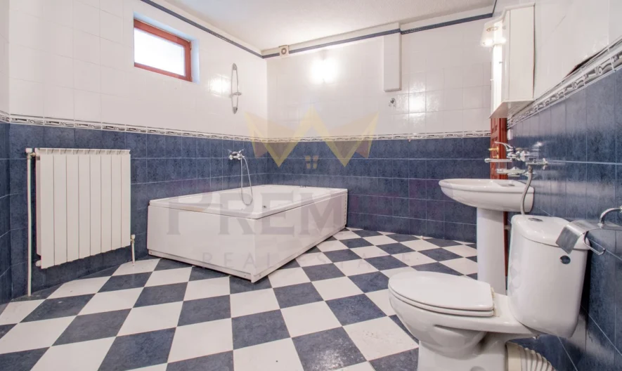 Триетажна къща в квартал Бояна -  - снимка 27 - Имоти Премиер