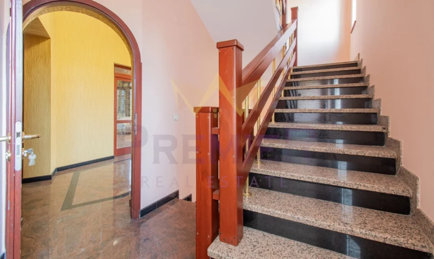 Триетажна къща в квартал Бояна -  - снимка 38 - Имоти Премиер