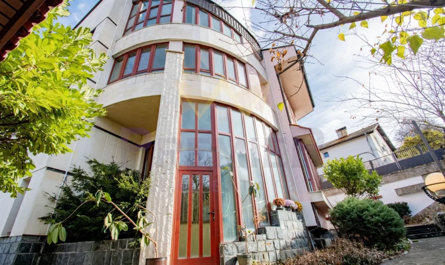 Триетажна къща в квартал Бояна -  - снимка 4 - Имоти Премиер